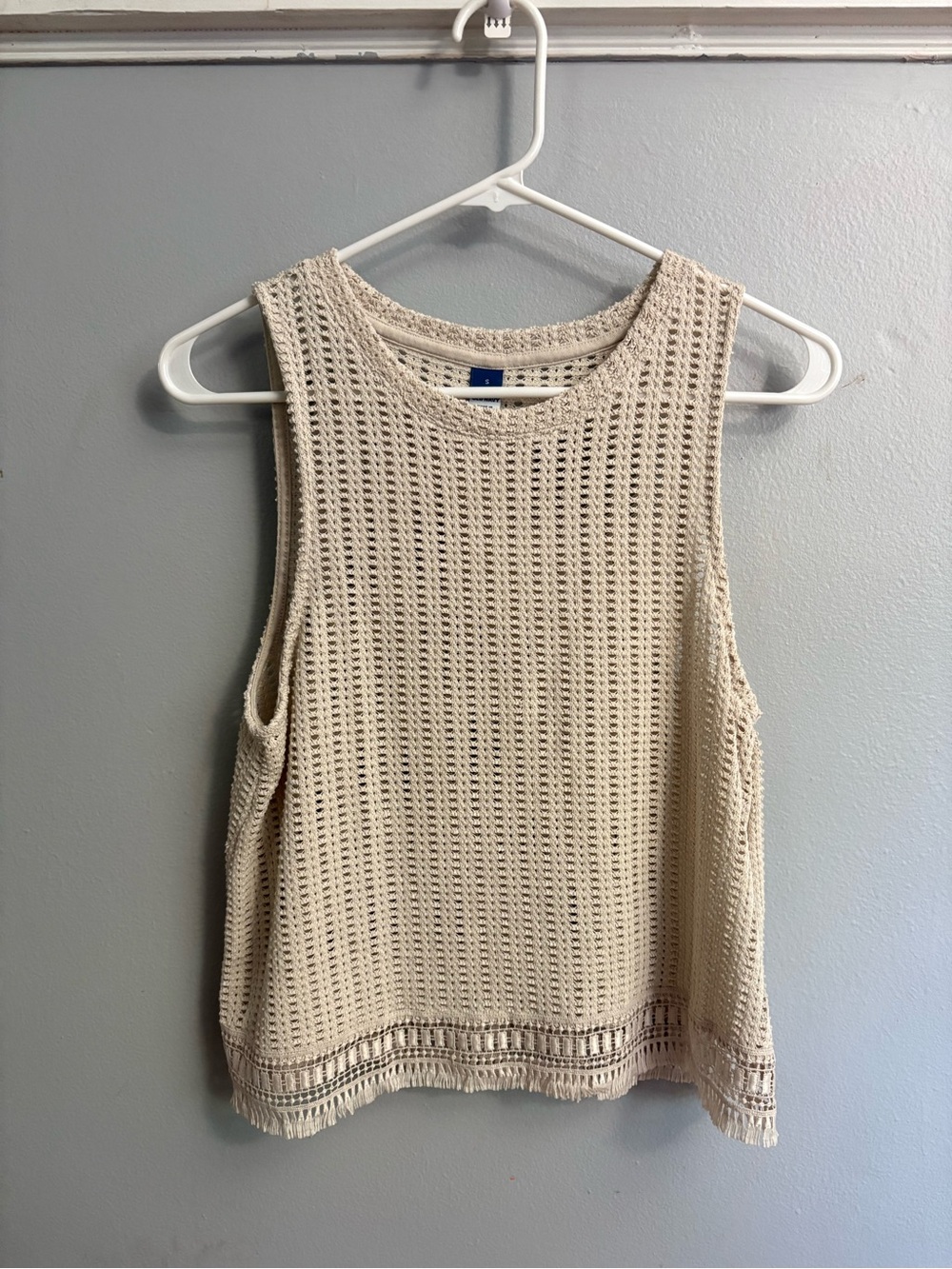 Old Navy Cream Crochet Tank Top with Fringe Hem